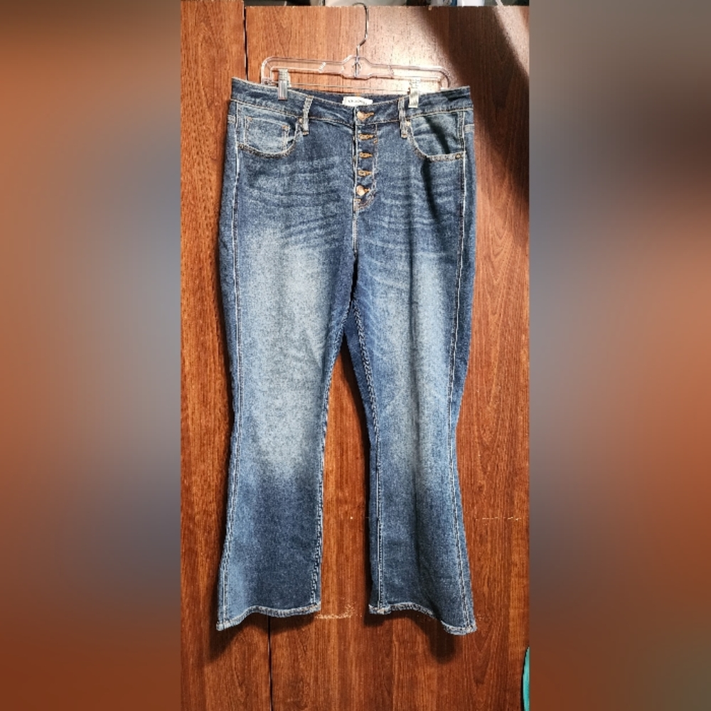 Vigoss® Classic Bootcut High Rise Button Fly Jean